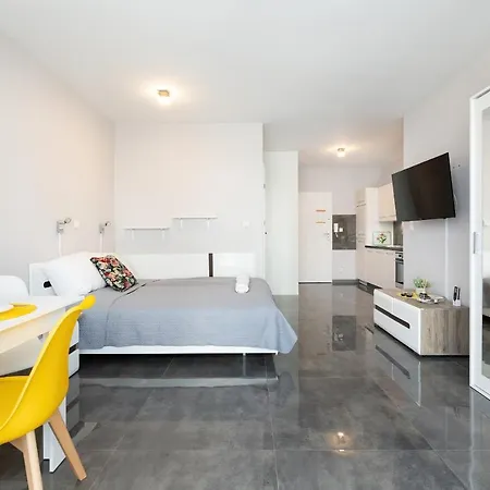 Apartmán Paraiso By Renters Łukęcin